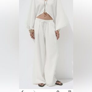 Zara Wide Leg Pants In Cream Size M